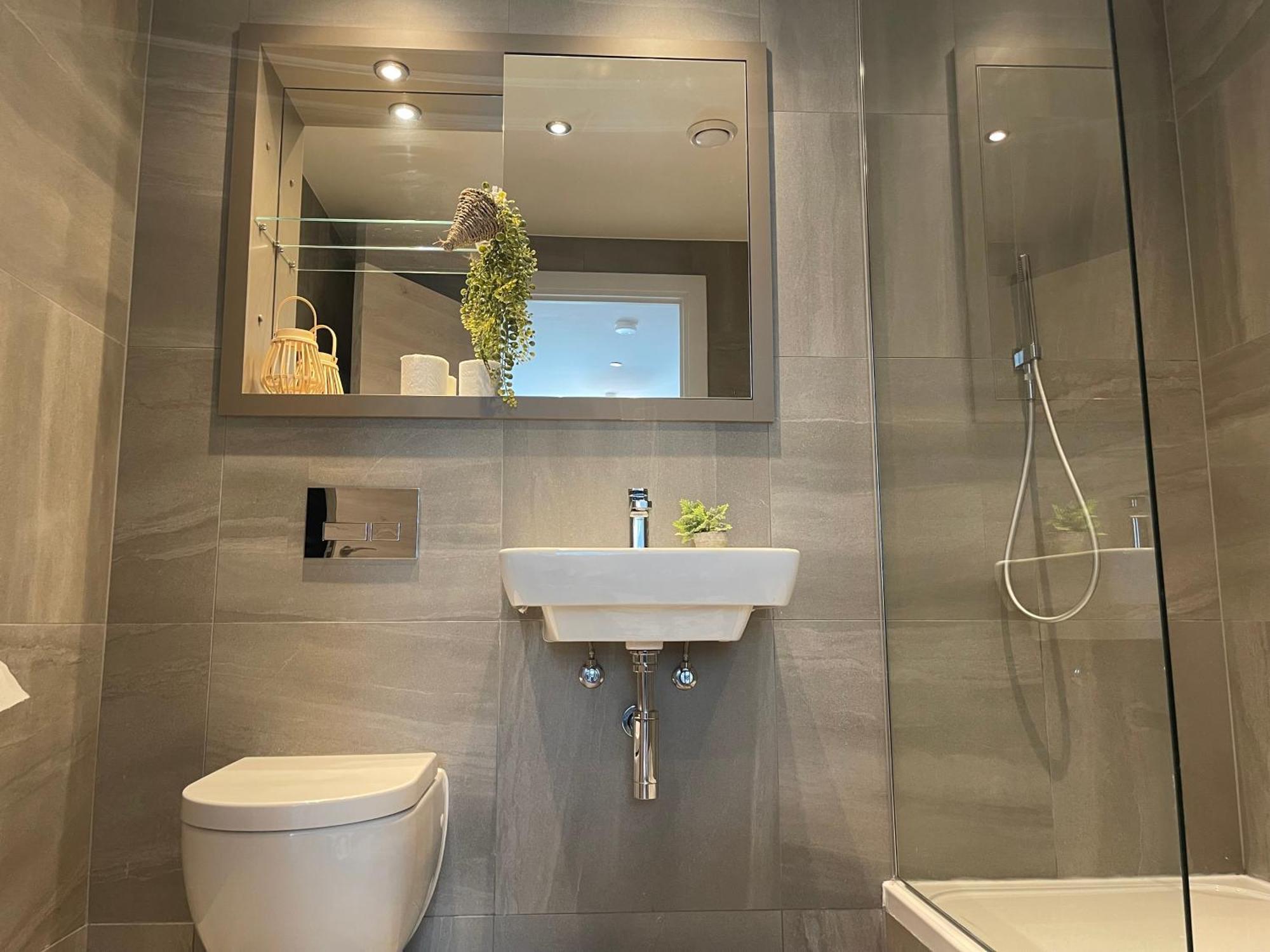 Modern 2 Bedroom City Centre Apartment W Balcony Manchester Dış mekan fotoğraf