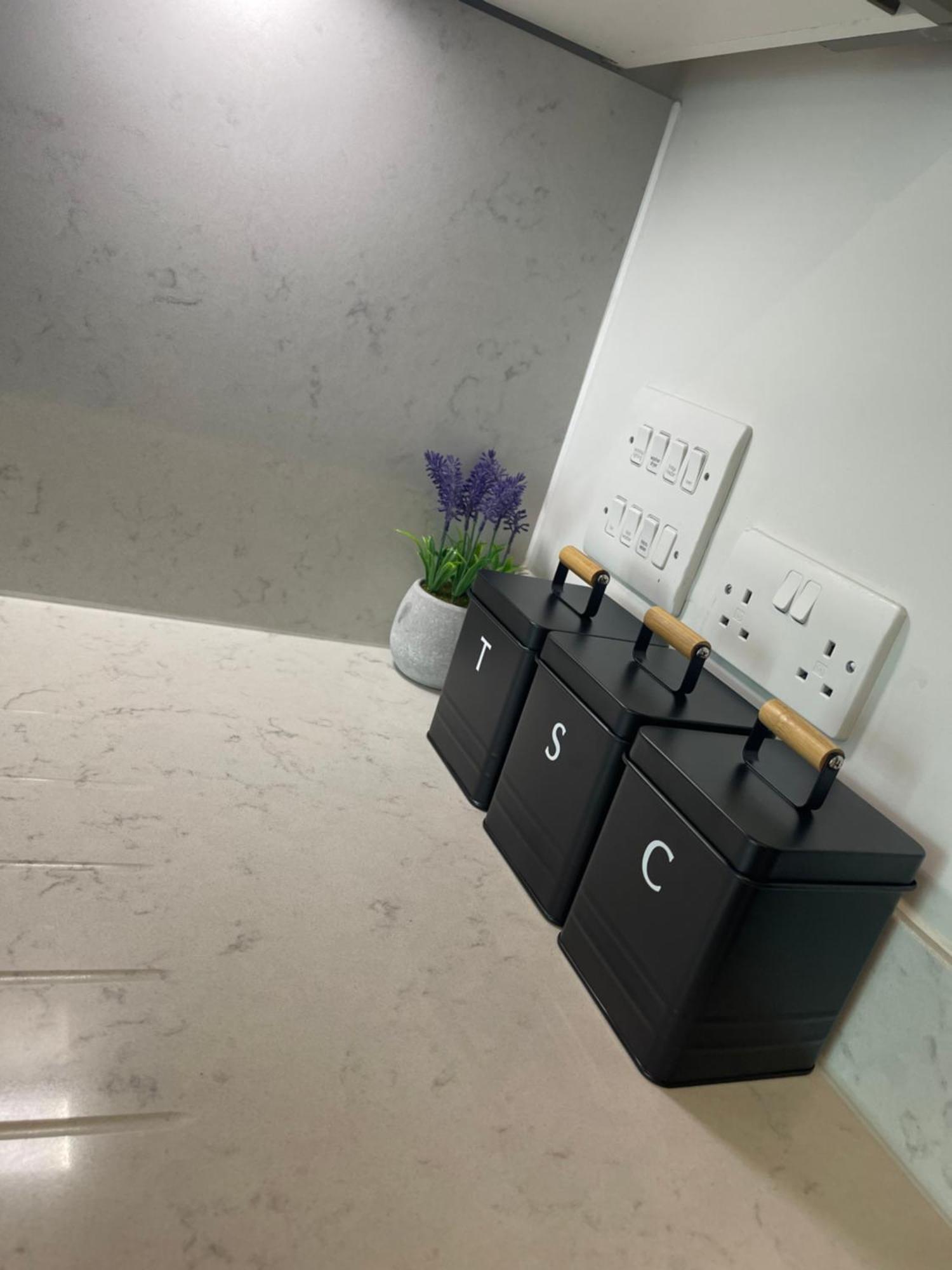 Modern 2 Bedroom City Centre Apartment W Balcony Manchester Dış mekan fotoğraf